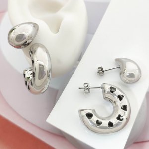 Arete Gota mas Argolla Corazones Baño de Rodio