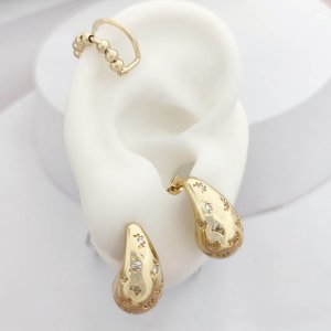 Arete Gota mas Arete Earcuff Oro Laminado